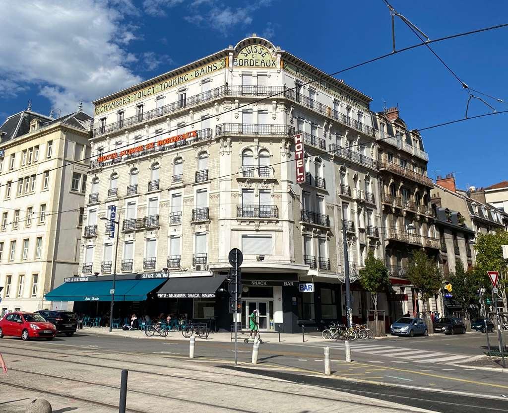 Campanile Grenoble Centre Gare Hotel Exterior foto